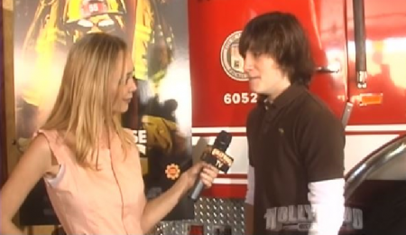 Firehouse Dog *Josh Hutcherson interview