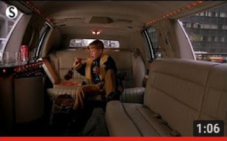 Home Alone 2 : Lost In New York * Kevin eats Pizza in White Cadillac